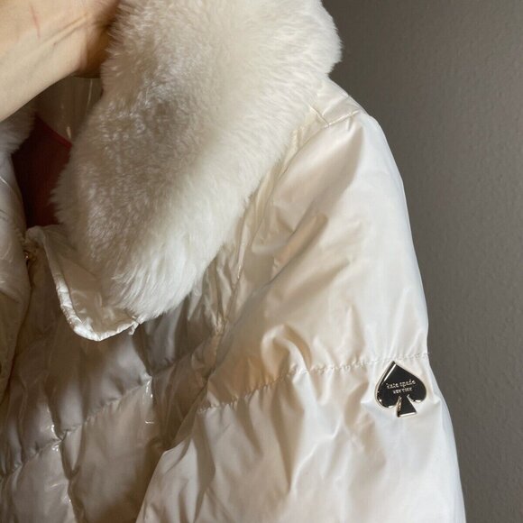 kate spade white puffa coat in shiny and matte nylon with faux fur collar - Picture 3 of 10